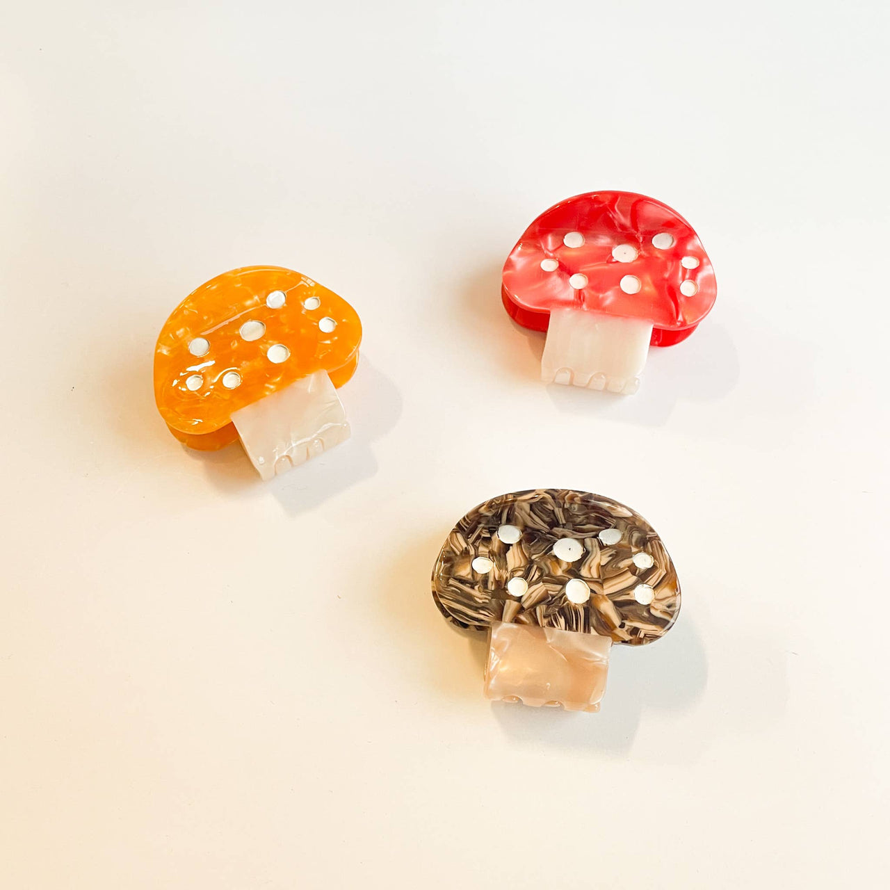 Alice Mushroom Claw Clip - Small : Assorted