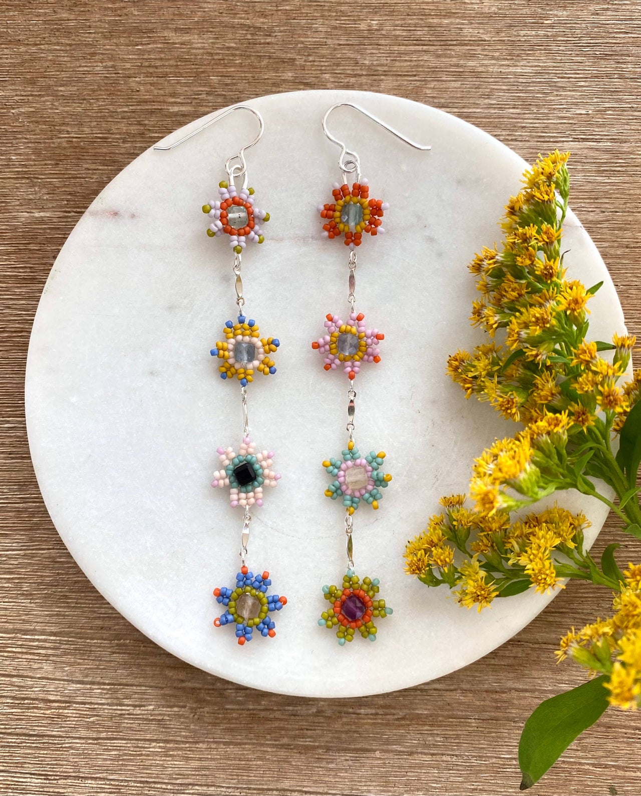 Daisy Chain Wildflower Beaded Earrings: Silver
