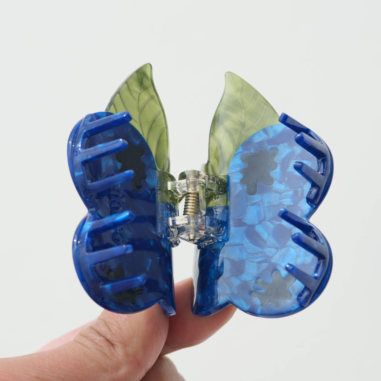 Blueberry Bunch Claw Clip - Small