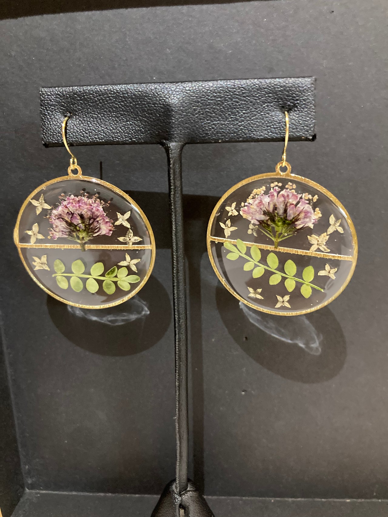 Valerian bedstraw circle earrings