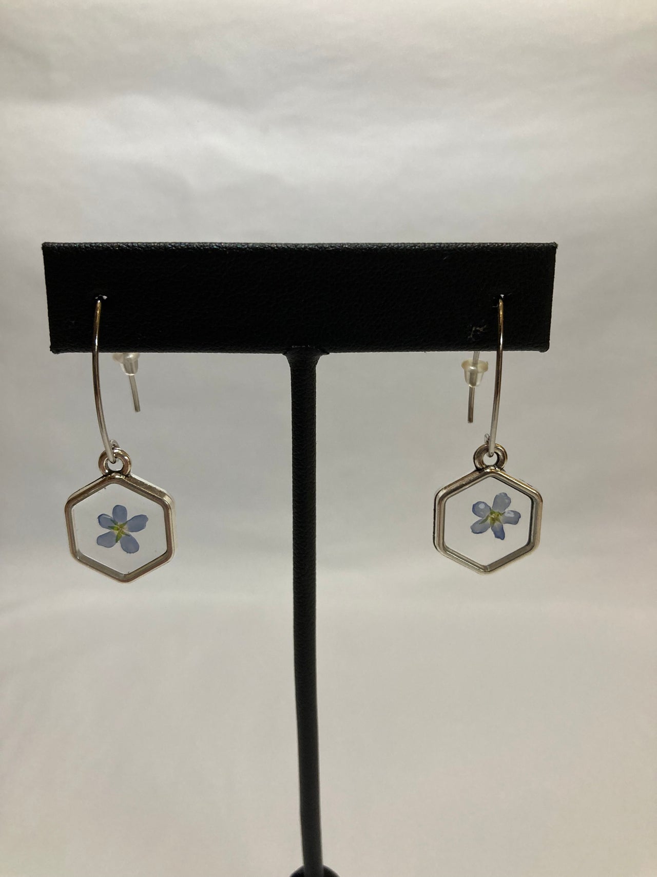 Forget Me Not Hexagons solid thread earrings (FMN hex solid thread)
