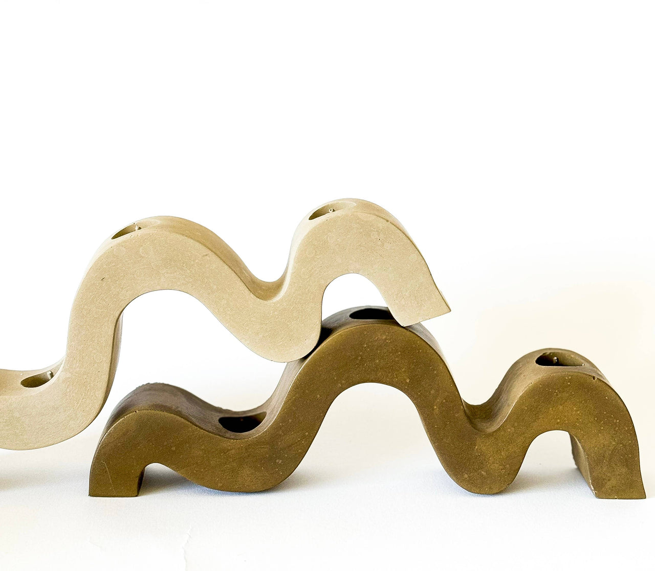 Wavy Taper Candle Holder | Candlestick Holder: Saddle