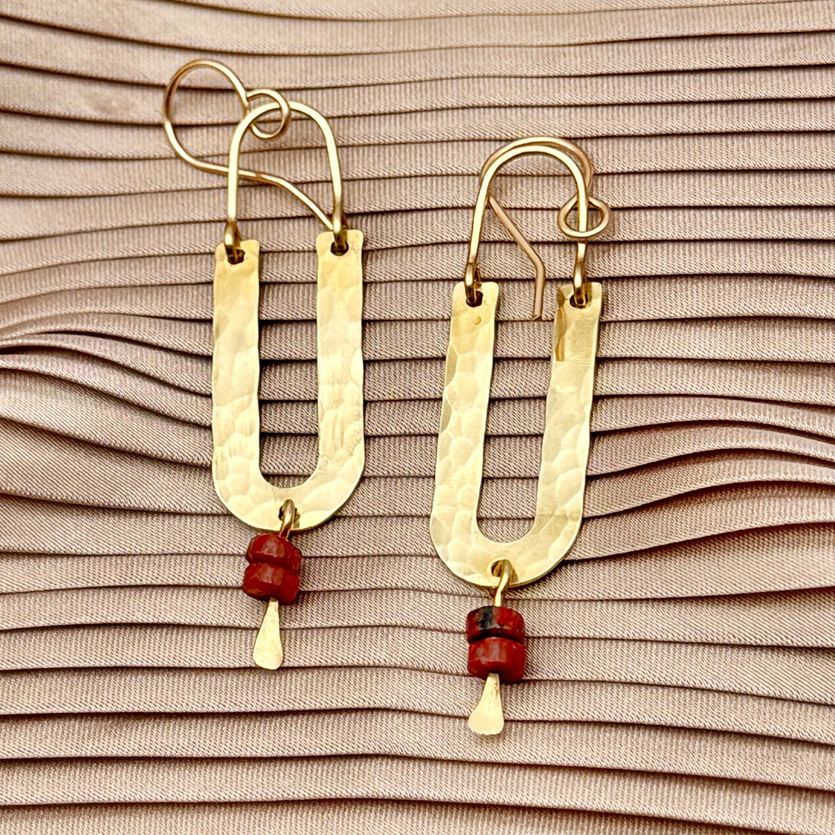 Arches Earrings: Gold
