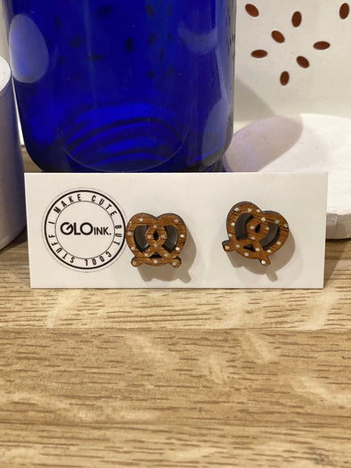 Knot Your Pretzel Studs