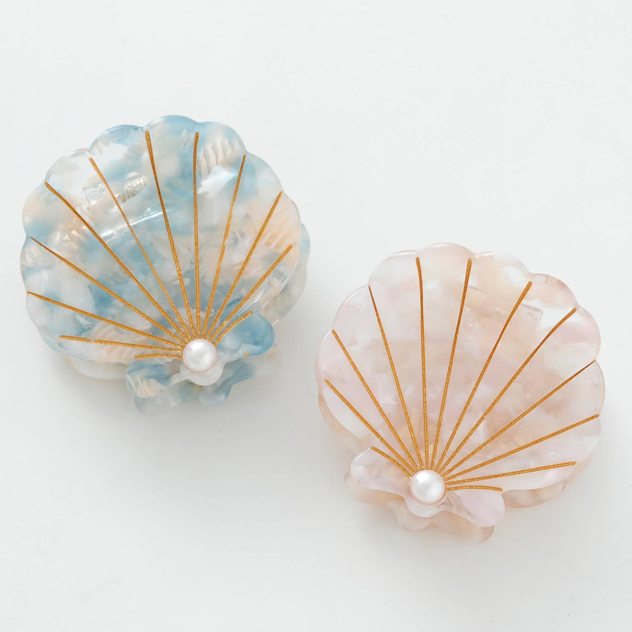 Pearl Seashell Claw Clip - Small