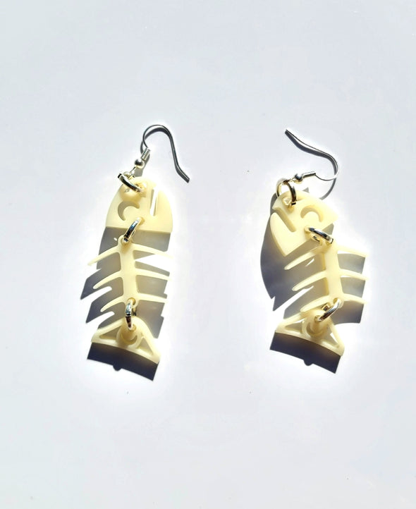 Small Salmon Ghost Earrings - Ivory