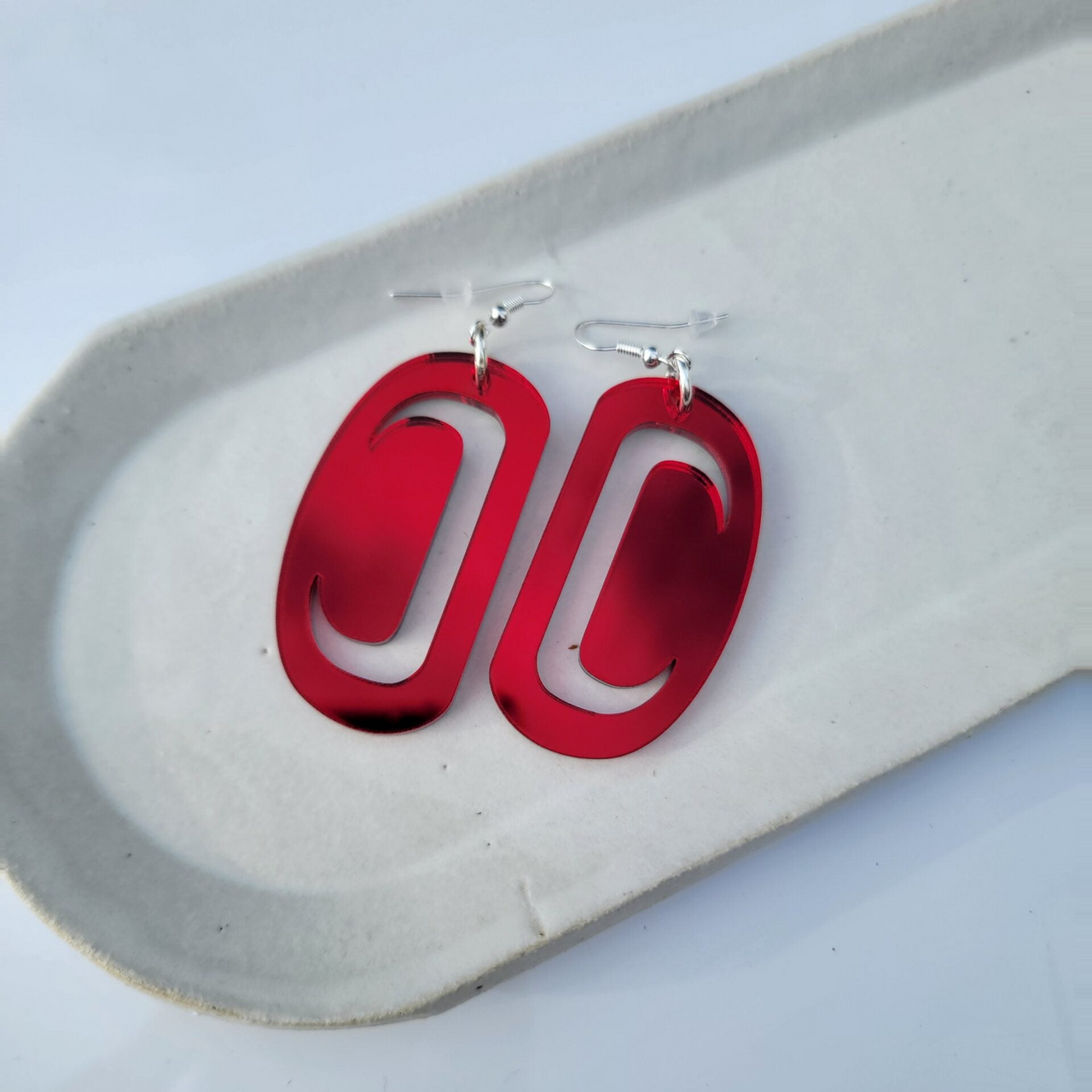 Small Crescent Ovoid - Red Mirror