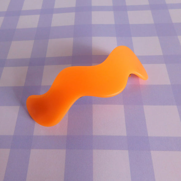 Wavy Pony Clip